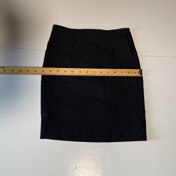 Dynamite Black Pencil Skirt With Hem Details Size 0 - Picture 7 of 8
